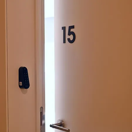 Lumineux En Bord De 아파트